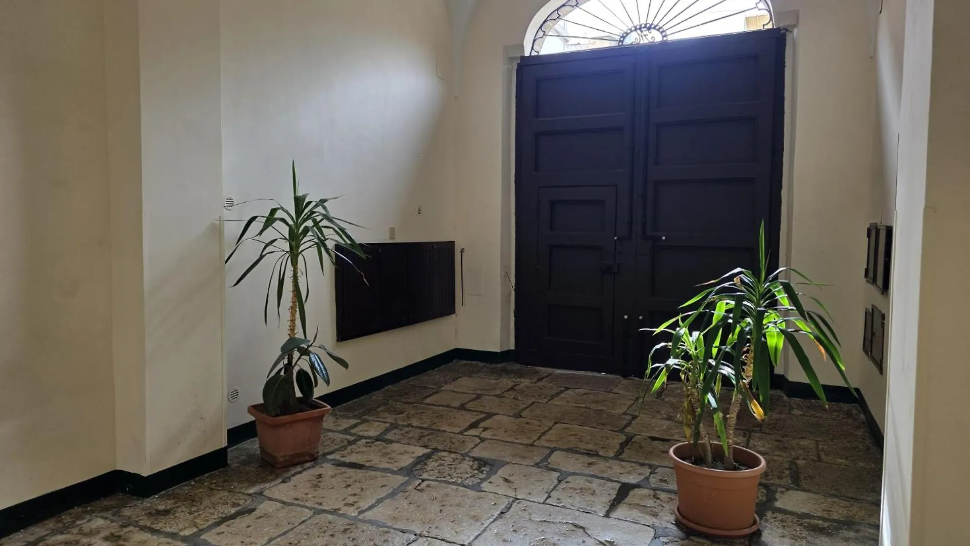Apartament La Dimora Dell'800 Trapani Włochy